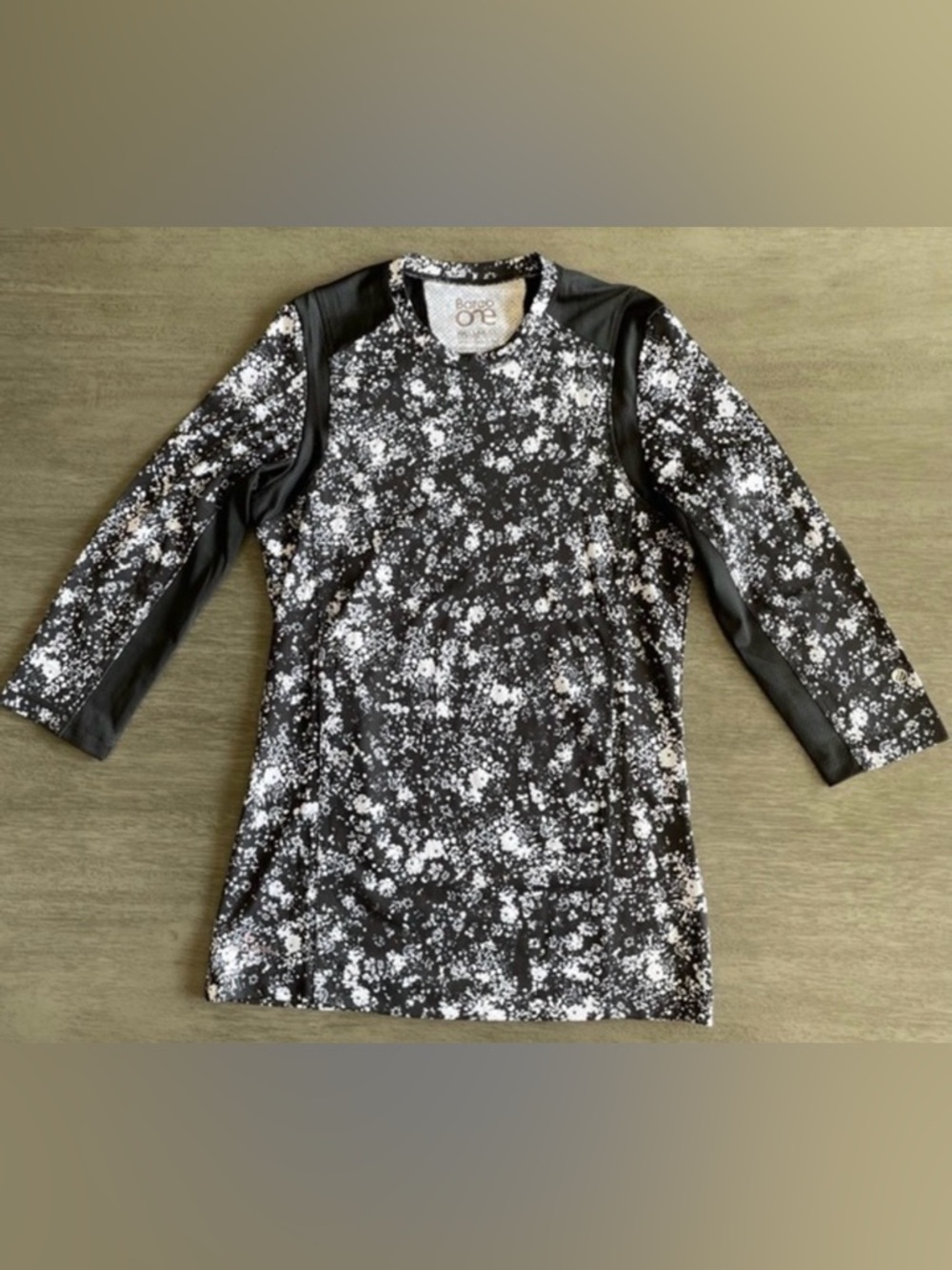 💛 Black And White Mini Floral Long Sleeve Active Top